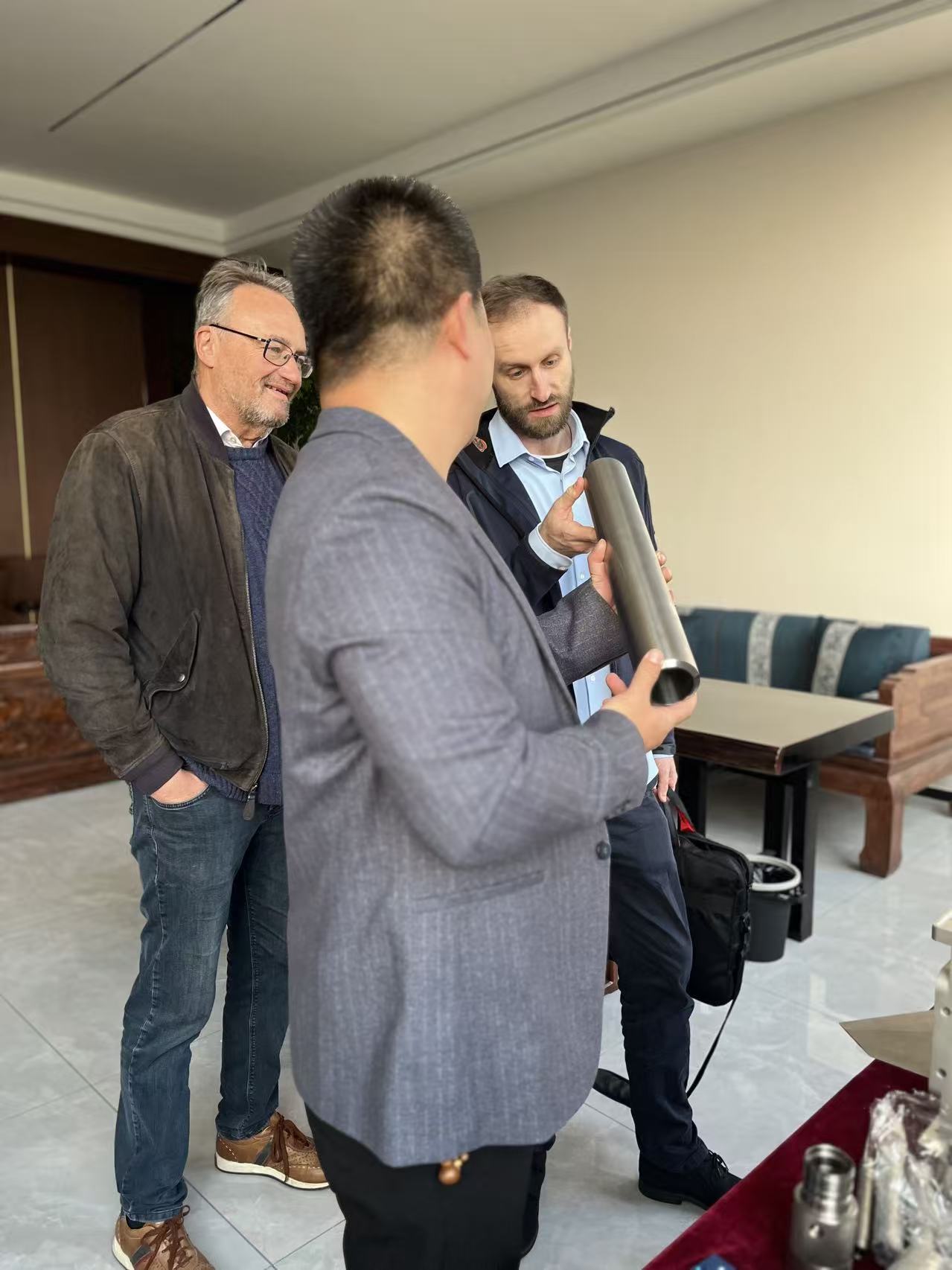 رائع! العملاء الألمان 