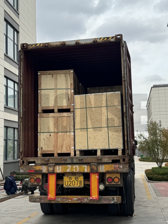 LIONSE - عمليات الشحن اليومية