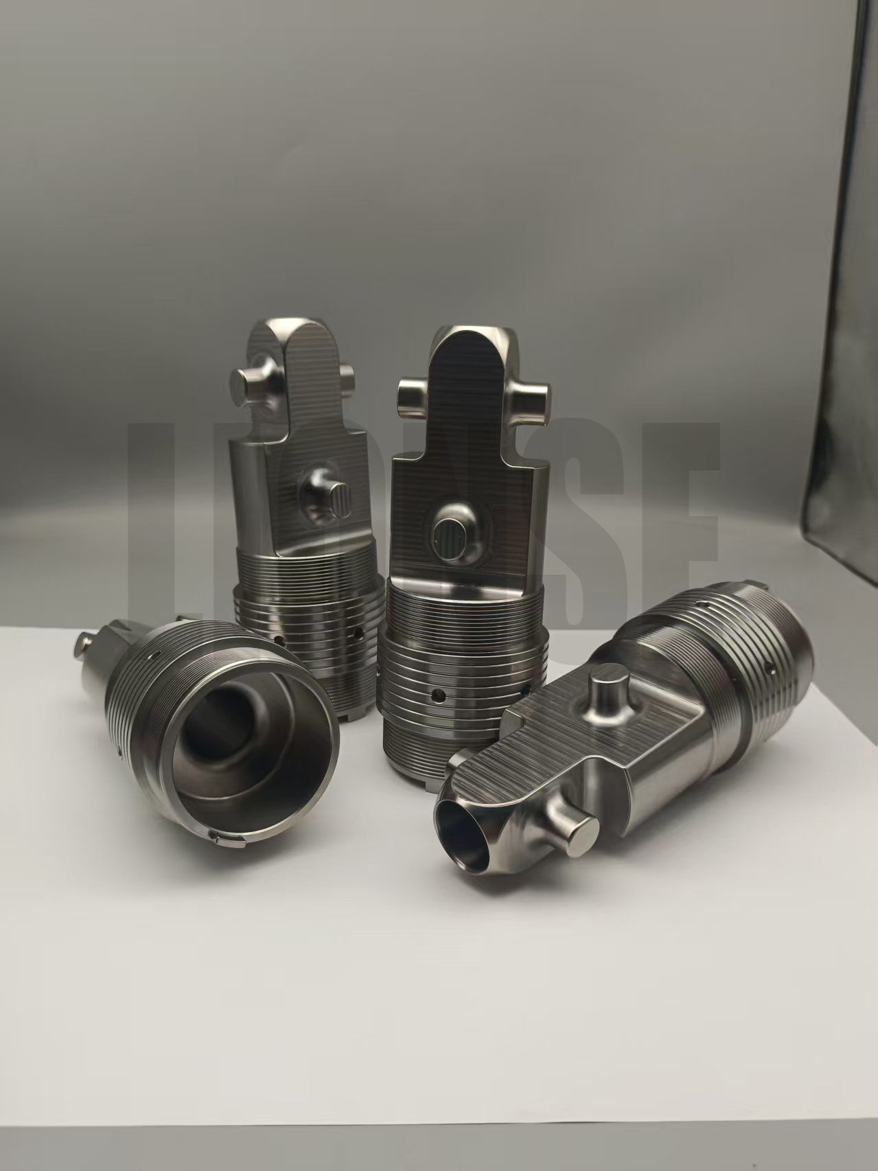 الأجزاء الميكانيكية من التيتانيوم للسحيقة